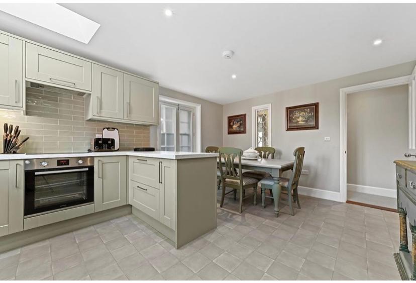 119 Northgate St - Delightful One Bedroom Apartment With Fantastic Living Space Bury St. Edmunds Exterior foto